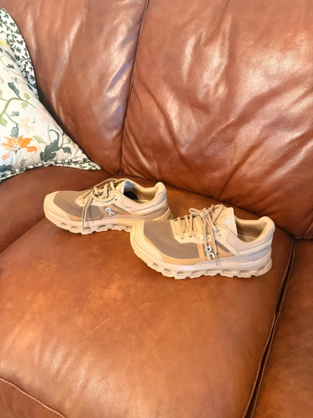 On Cloudvista Women's Running Shoes - Tan - Picture 6 of 7